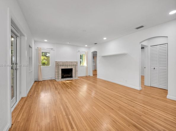 1100 El Rado St, Coral Gables FL 33134