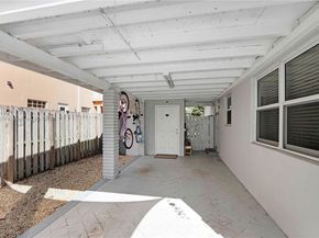 1441 Grant St, Hollywood FL 33020