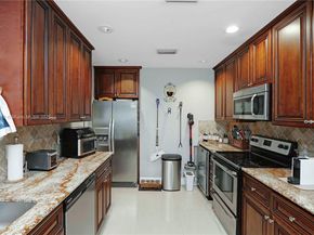 1441 Grant St, Hollywood FL 33020