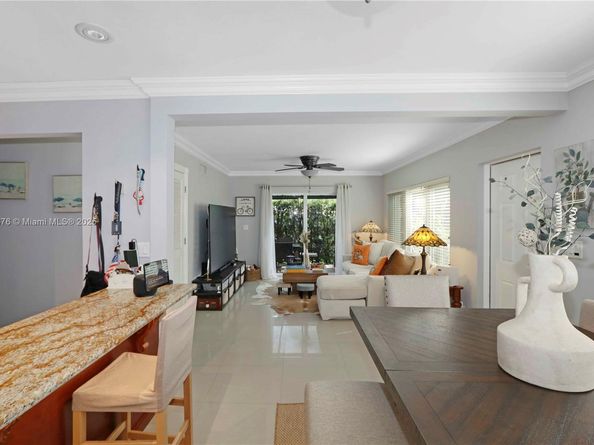 1441 Grant St, Hollywood FL 33020