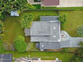 1441 Grant St, Hollywood FL 33020