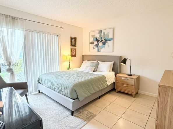 540 S Park Rd 149, Hollywood FL 33021