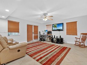 10463 SW 124th Pl, Miami FL 33186