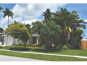 10463 SW 124th Pl, Miami FL 33186