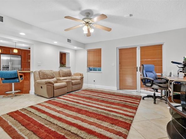 10463 SW 124th Pl, Miami FL 33186