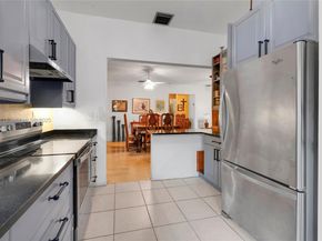 887 NE 145th St, North Miami FL 33161