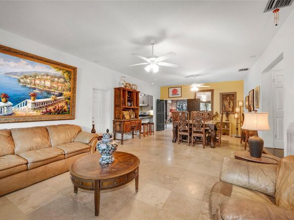 887 NE 145th St, North Miami FL 33161