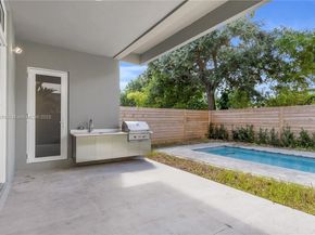 3122 Carter St, Miami FL 33133