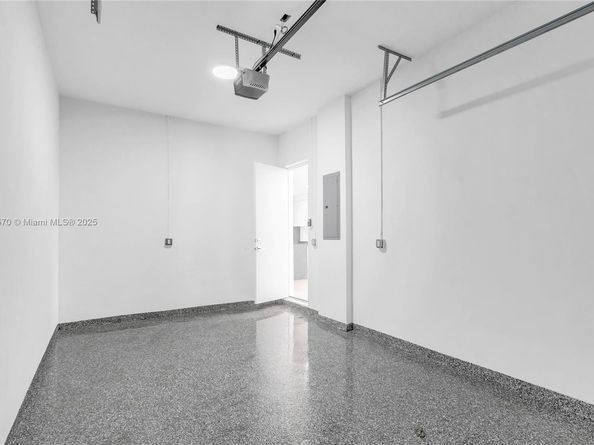 3122 Carter St, Miami FL 33133
