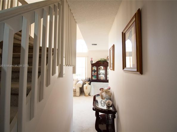 1562 NW 157th Ave, Pembroke Pines FL 33028