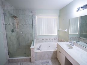 1562 NW 157th Ave, Pembroke Pines FL 33028