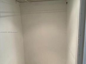 20850 San Simeon Way 1075, Miami FL 33179