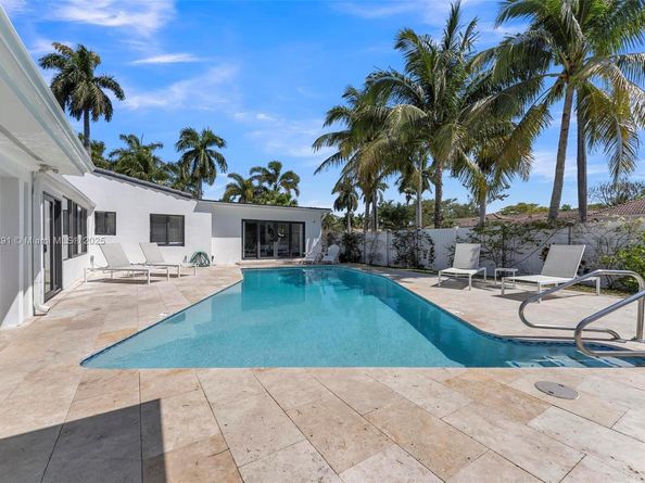 1600 Mayo St, Hollywood FL 33020