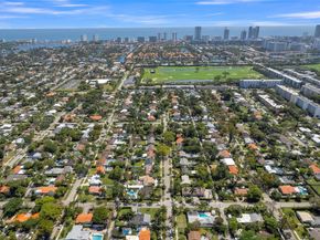 1600 Mayo St, Hollywood FL 33020