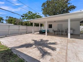 1600 Mayo St, Hollywood FL 33020