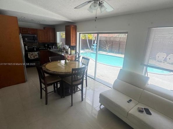 13320 SW 99th St, Miami FL 33186