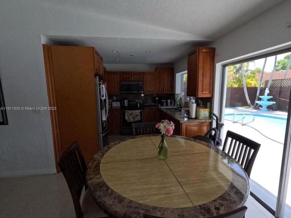 13320 SW 99th St, Miami FL 33186