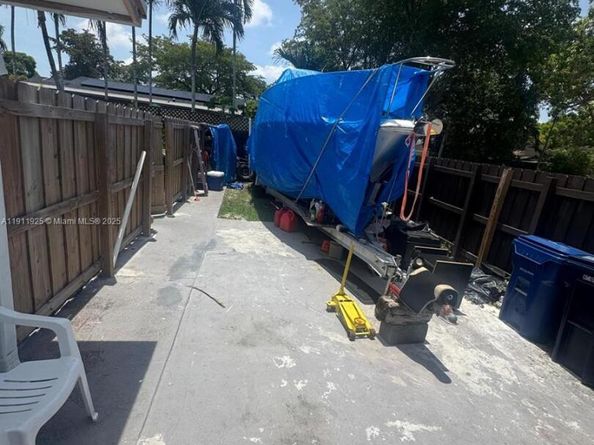 13320 SW 99th St, Miami FL 33186