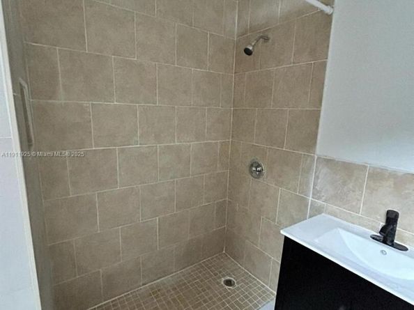 13320 SW 99th St, Miami FL 33186