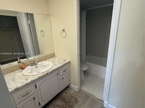 300 Diplomat Pkwy 712, Hallandale Beach FL 33009