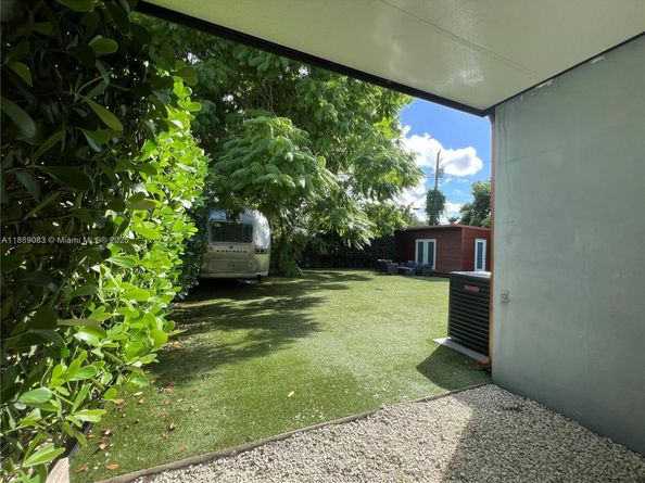 3160 SW 19th Ter, Miami FL 33145