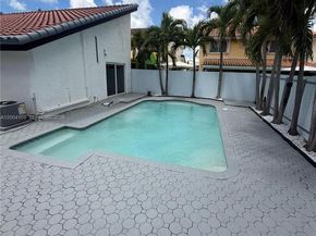 8981 SW 5th Ln, Miami FL 33174