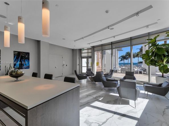 3535 S Ocean Dr 1405, Hollywood FL 33019