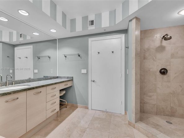 3535 S Ocean Dr 1405, Hollywood FL 33019