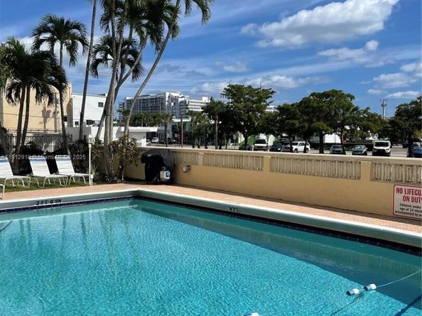 900 NE 18th Ave 1004, Fort Lauderdale FL 33304