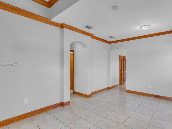 Undisclosed Address #A11718457, Miami FL 33177