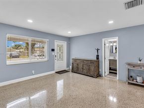 819 N 32nd Ave, Hollywood FL 33021