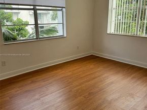 484 NW 165th St Rd A516, Miami FL 33169