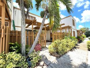 13190 SW 10th Ter, Miami FL 33184