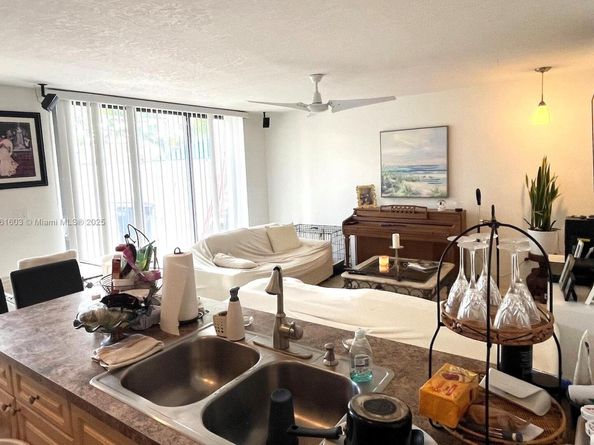 13190 SW 10th Ter, Miami FL 33184