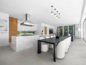 4433 N Bay Rd, Miami Beach FL 33140