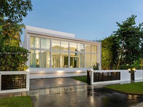 4433 N Bay Rd, Miami Beach FL 33140