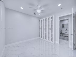 15819 NW 4th St, Pembroke Pines FL 33028