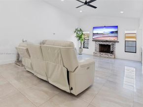 8022 NW 84th Ter, Tamarac FL 33321