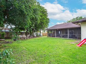 8022 NW 84th Ter, Tamarac FL 33321