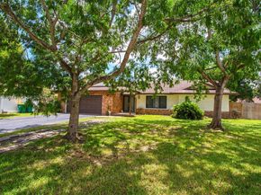8022 NW 84th Ter, Tamarac FL 33321