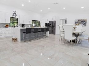 8022 NW 84th Ter, Tamarac FL 33321