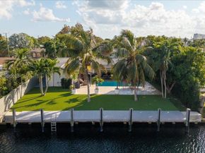 2305 Magnolia Dr, North Miami FL 33181