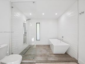 2305 Magnolia Dr, North Miami FL 33181