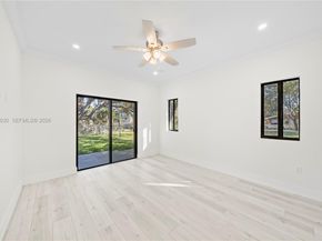 1735 NW 84th St, Miami FL 33147