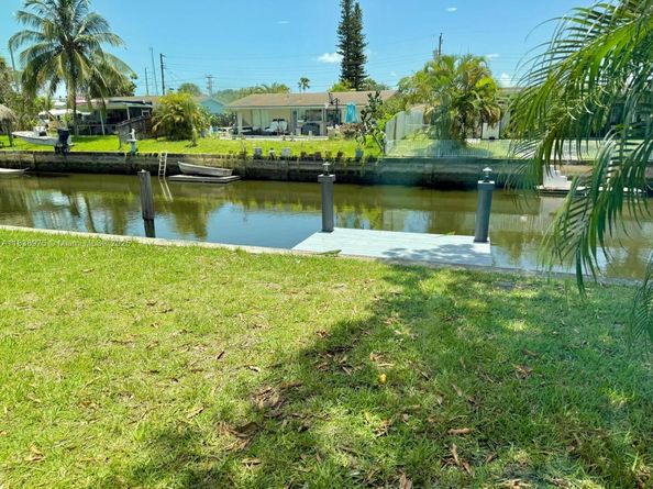 1840 NW 32nd St, Oakland Park FL 33309