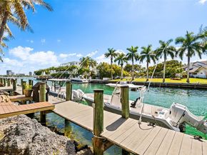 2662 NE 135th St, North Miami FL 33181