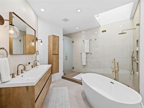 2662 NE 135th St, North Miami FL 33181