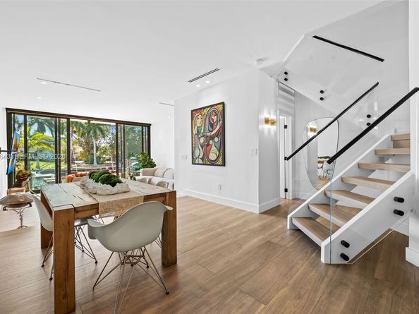 2662 NE 135th St, North Miami FL 33181