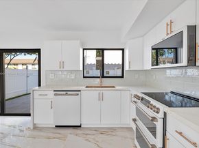 16449 NE 26th Ave 16, North Miami Beach FL 33160