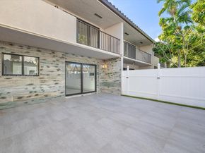 16449 NE 26th Ave 16, North Miami Beach FL 33160